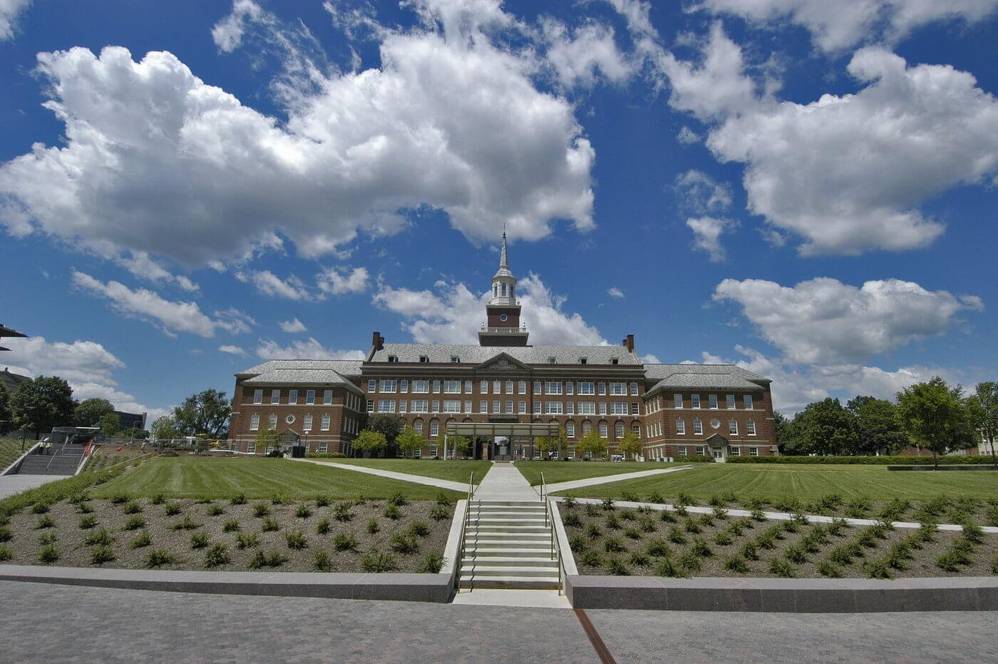 university of cincinnati regular decision deadline