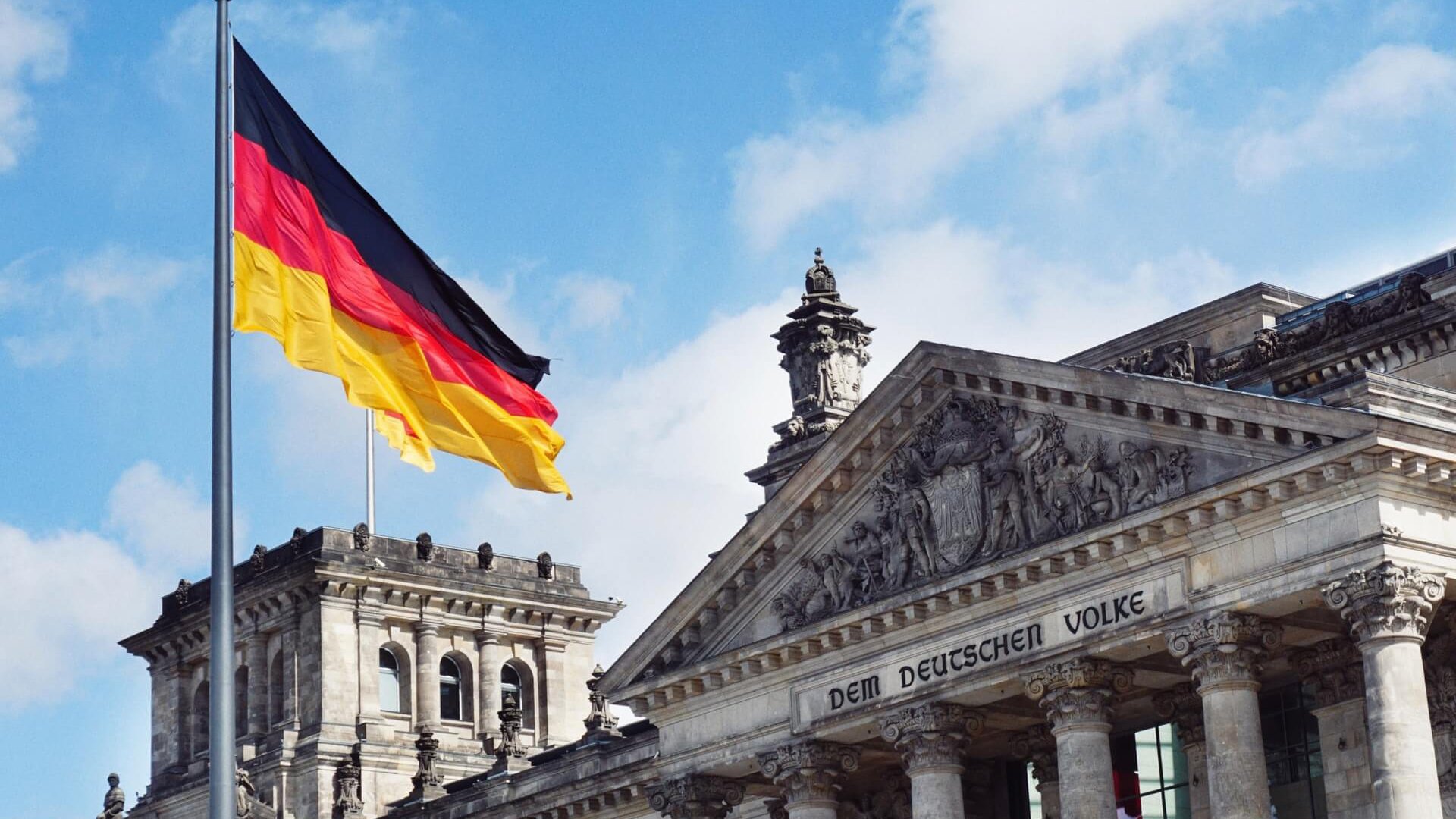 Study Finance in Germany (2023 Guide)