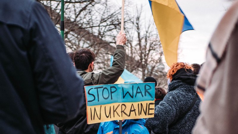 stop war in Ukraine sign